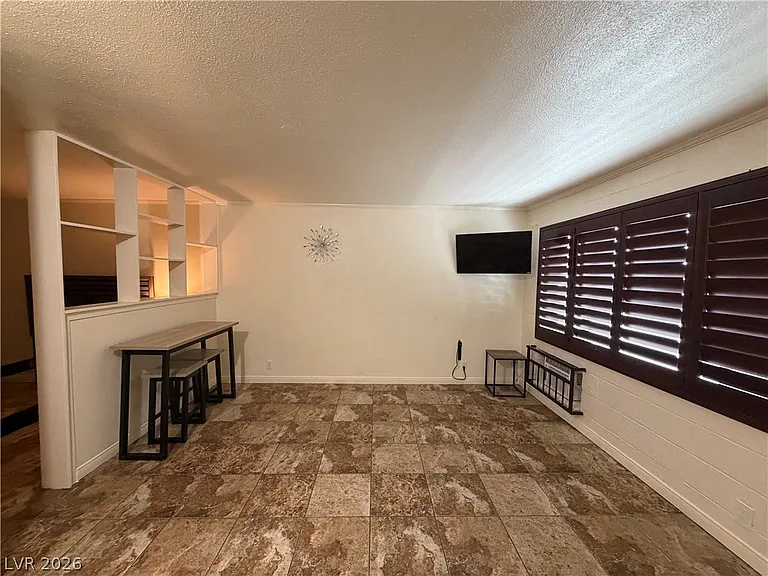 4600 University Center Dr #166 — Photo 5