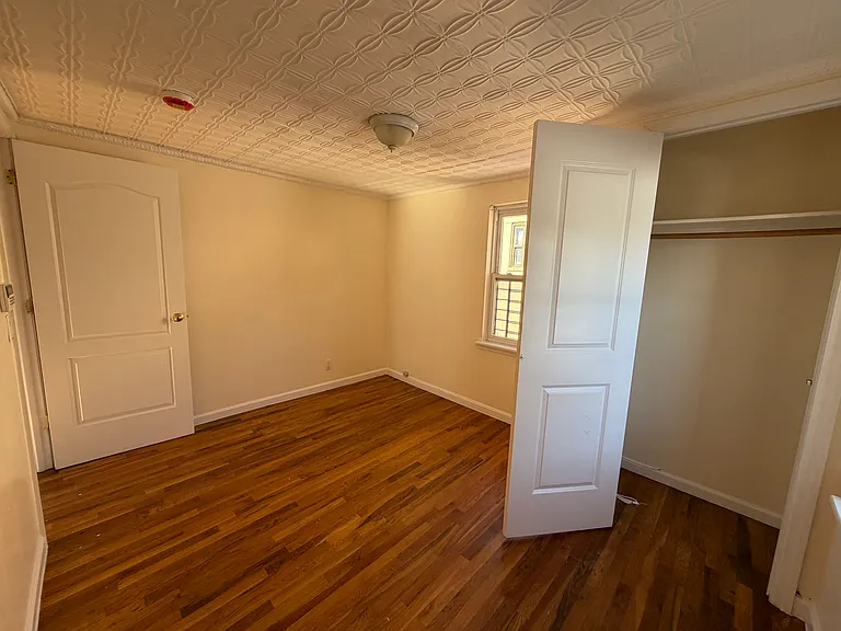 1342 New York Ave #1 — Photo 11