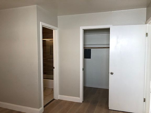 5th image of 339 Lester Ave APT 9