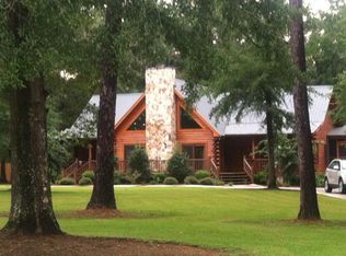 9017 Salem Church Rd, Hahira, GA 31632