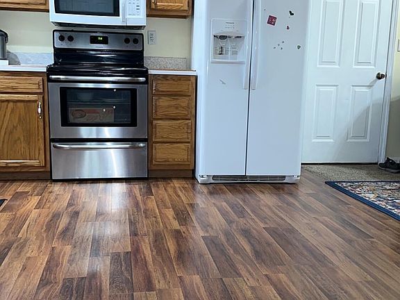 4th image of 175 Jade Dr