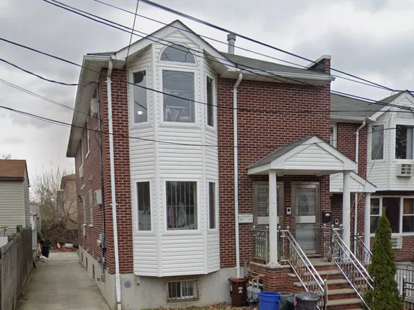 (undisclosed Address), Fresh Meadows, NY 11365