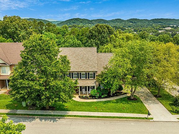 4th image of 1661 Meadow Chase Ln
