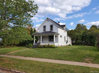 546 Lake St, Negaunee, MI 49866