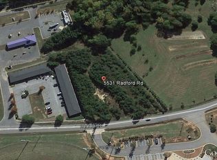 5531 Radford Rd, Flowery Branch, GA 30542