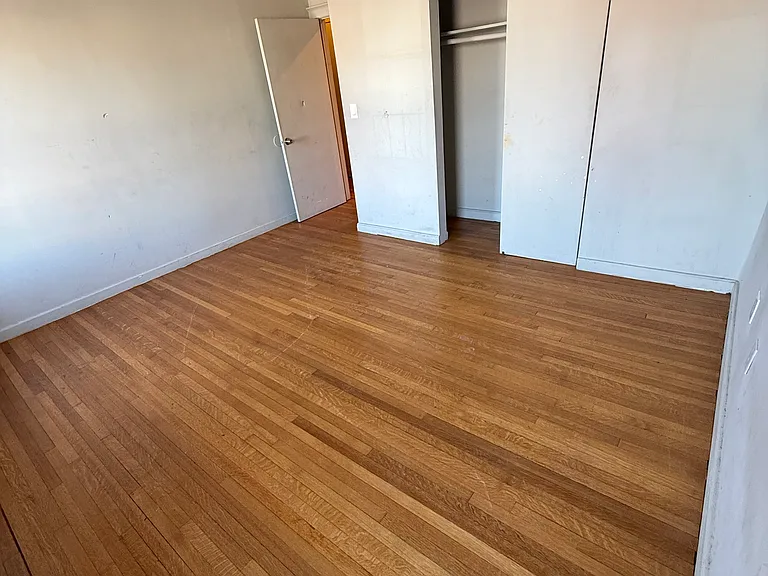425 Hudson St #B1 — Photo 1