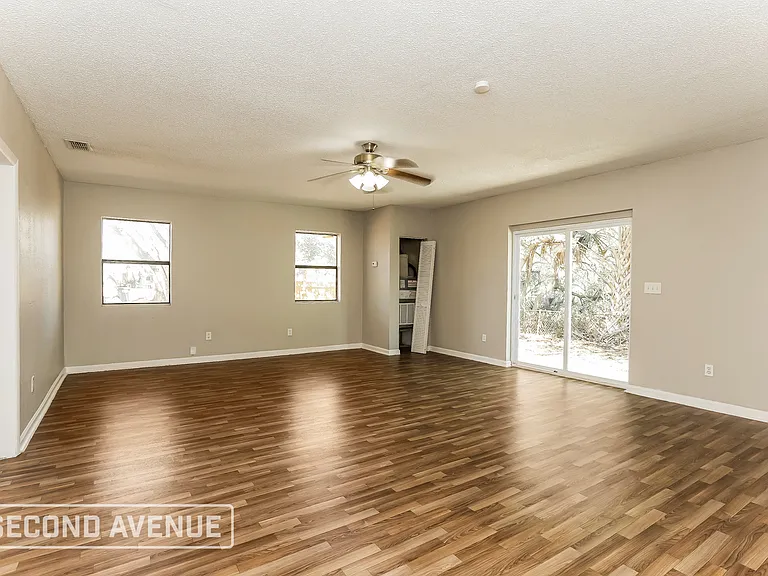 2727 W 45th St — Photo 14
