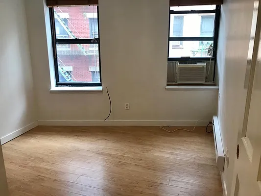 Rented by City Connections Realty | media 6