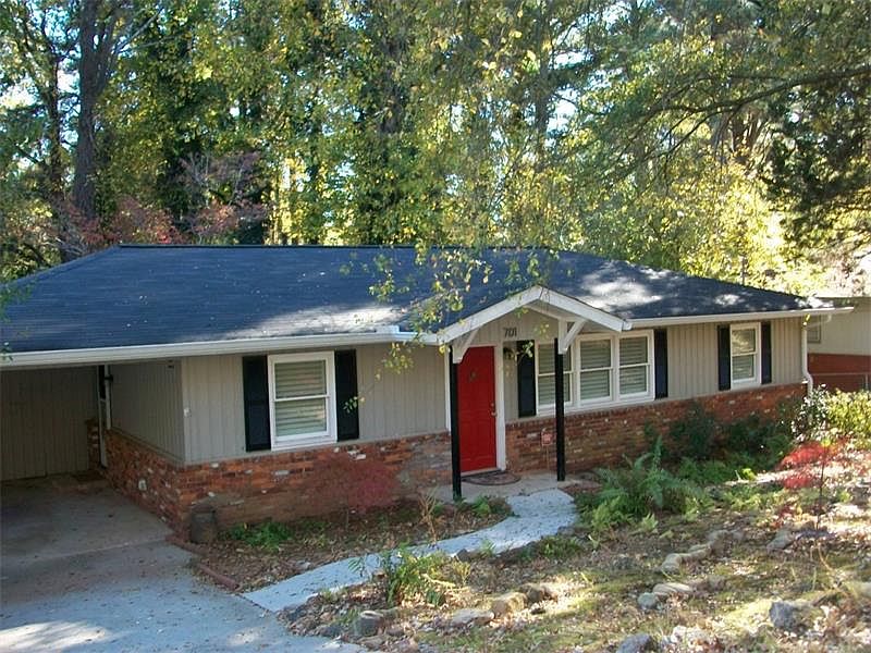 1st image of 701 Stewart Cir