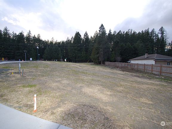 3rd image of 18022 SE 250th Place