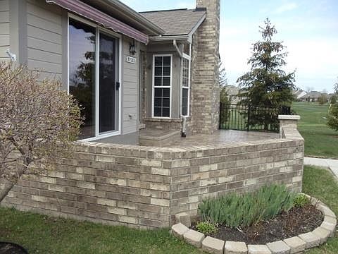 1st image of 59282 Royal Oak Ct