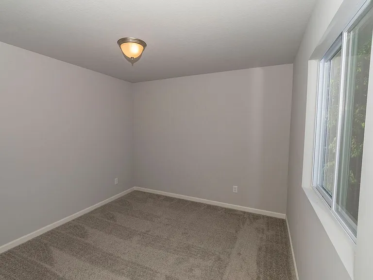 1941 Blue Stem Ct — Photo 16