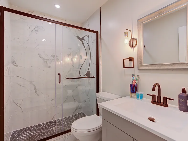403 Westmoreland Ct — Photo 14