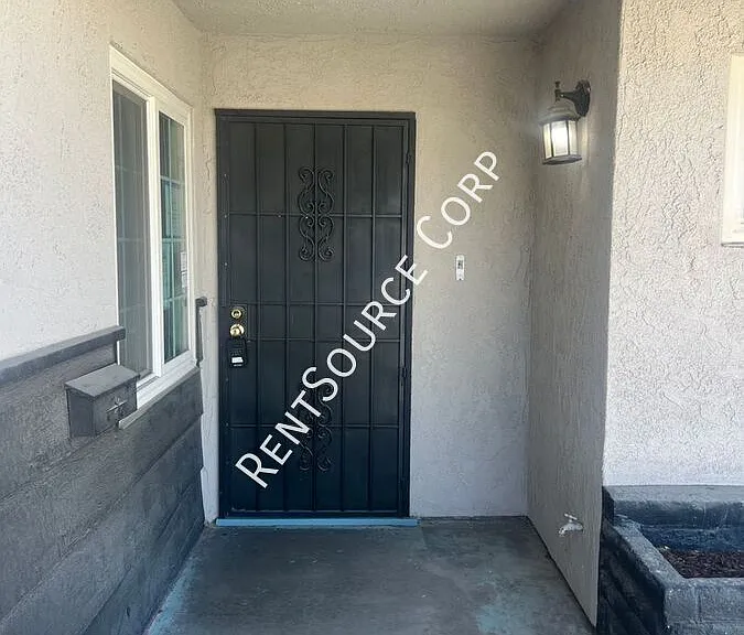 850 Linda Ln — Photo 5