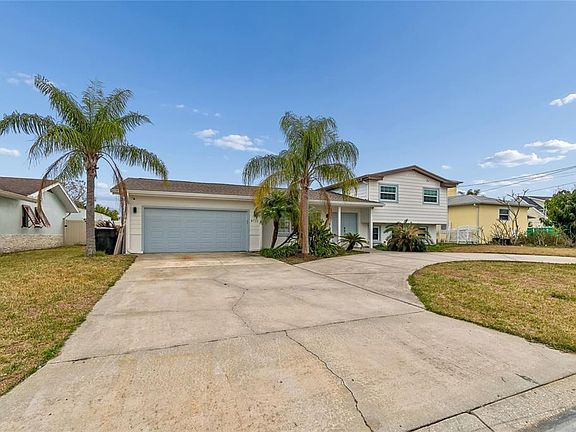 2nd image of 8722 HICKORYWOOD LANE