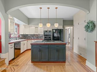 112 N 22nd Ave, Yakima, WA