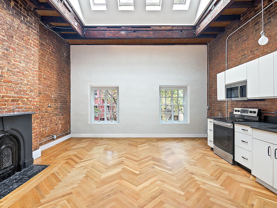 1st image of 50 Morton St APT 4