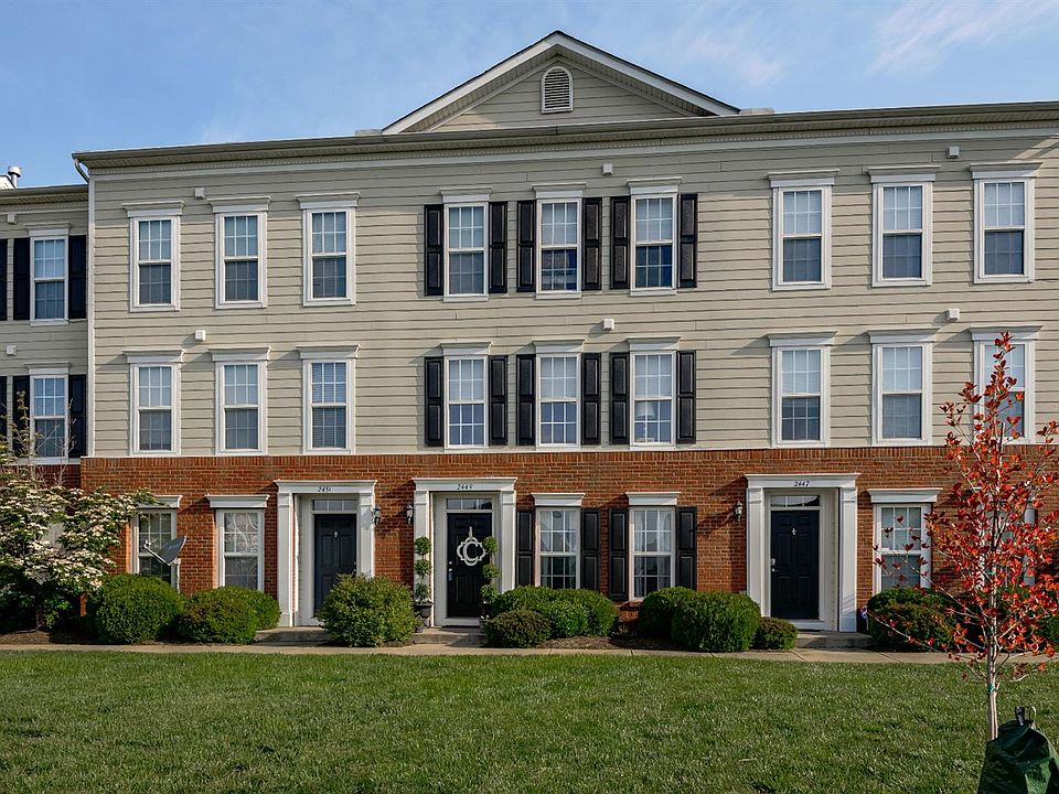 1st image of 2449 Aristocracy Cir
