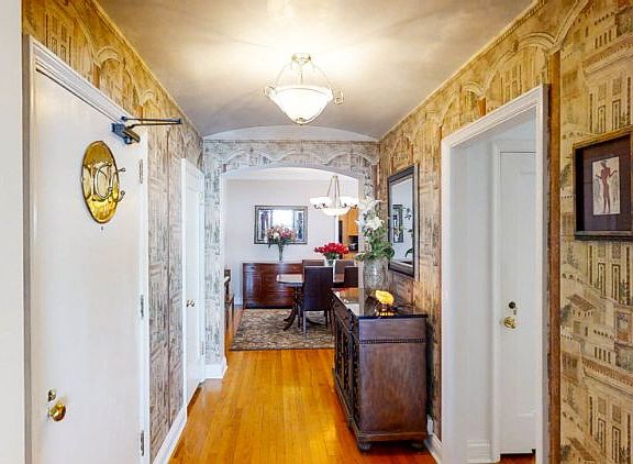 3rd image of 4940 S East End Ave APT 15A
