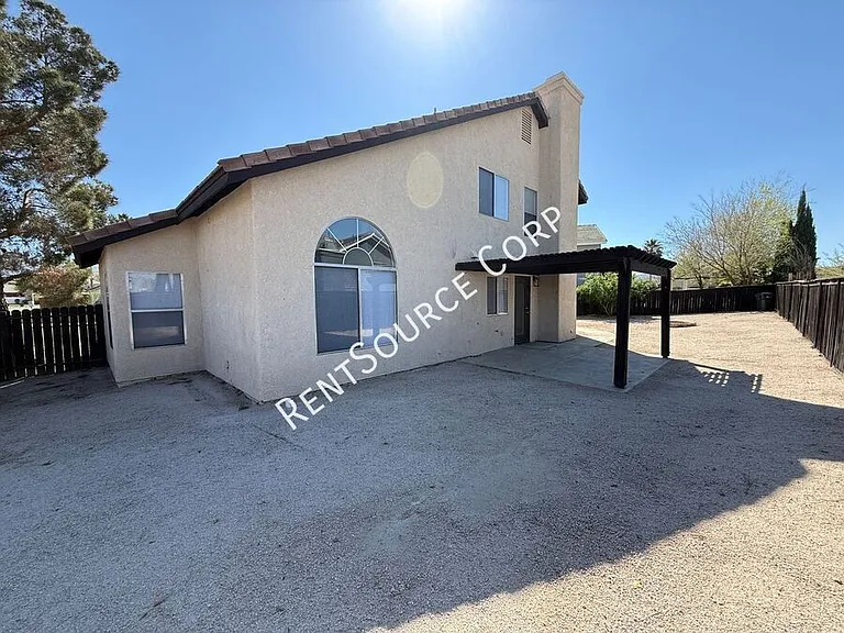 3559 E Avenue R14 — Photo 27