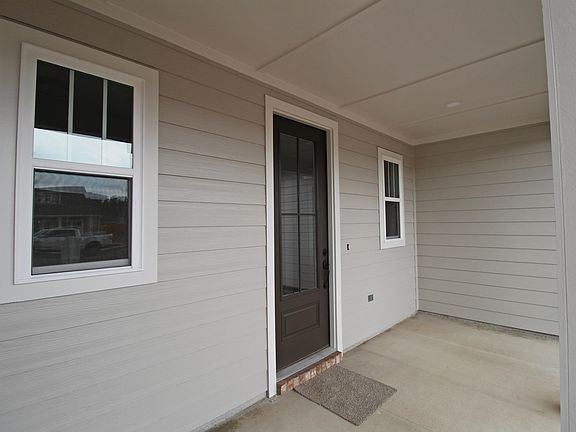 4th image of 66 Sierra Ln