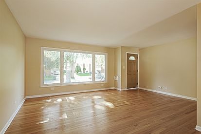 2nd image of 446 Arquilla Dr
