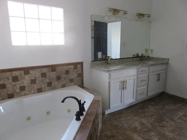 4522 Camino Dos Vidas — Photo 11