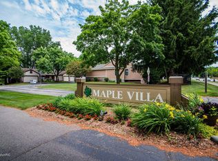 3169 Maple Villa Dr SE, Grand Rapids, MI