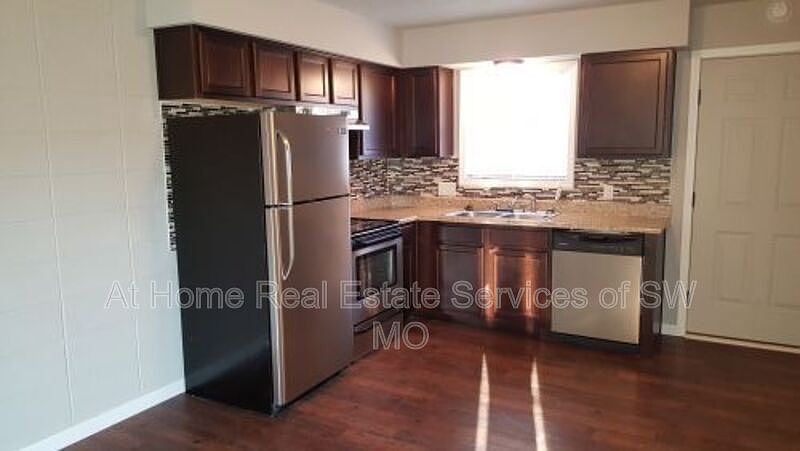 1st image of 930 S Campbell P28 Plz #28