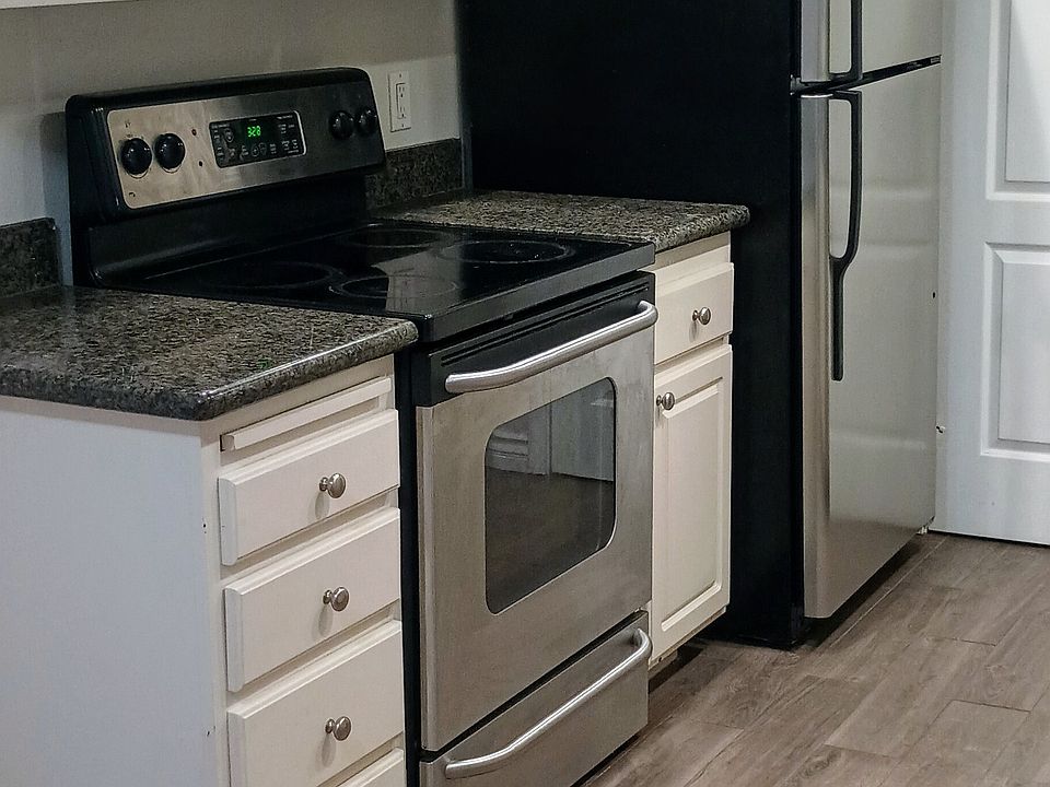 1st image of 12007 Alta Carmel Ct
