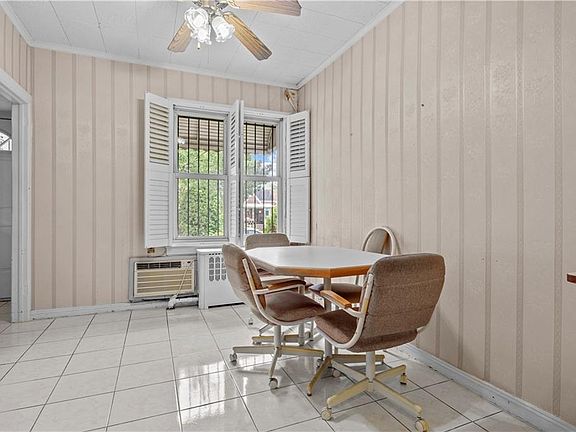 5th image of 1715 Avenue W