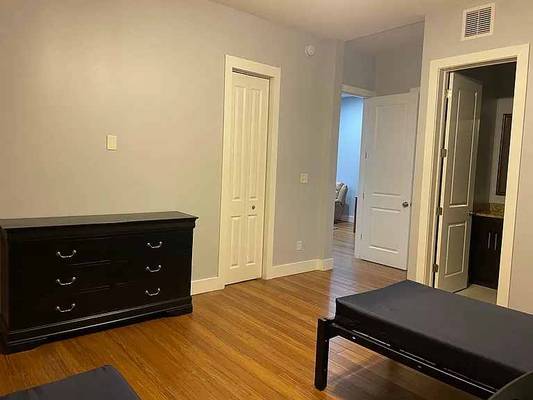 124 Saint Johns Ave #14 — Photo 3