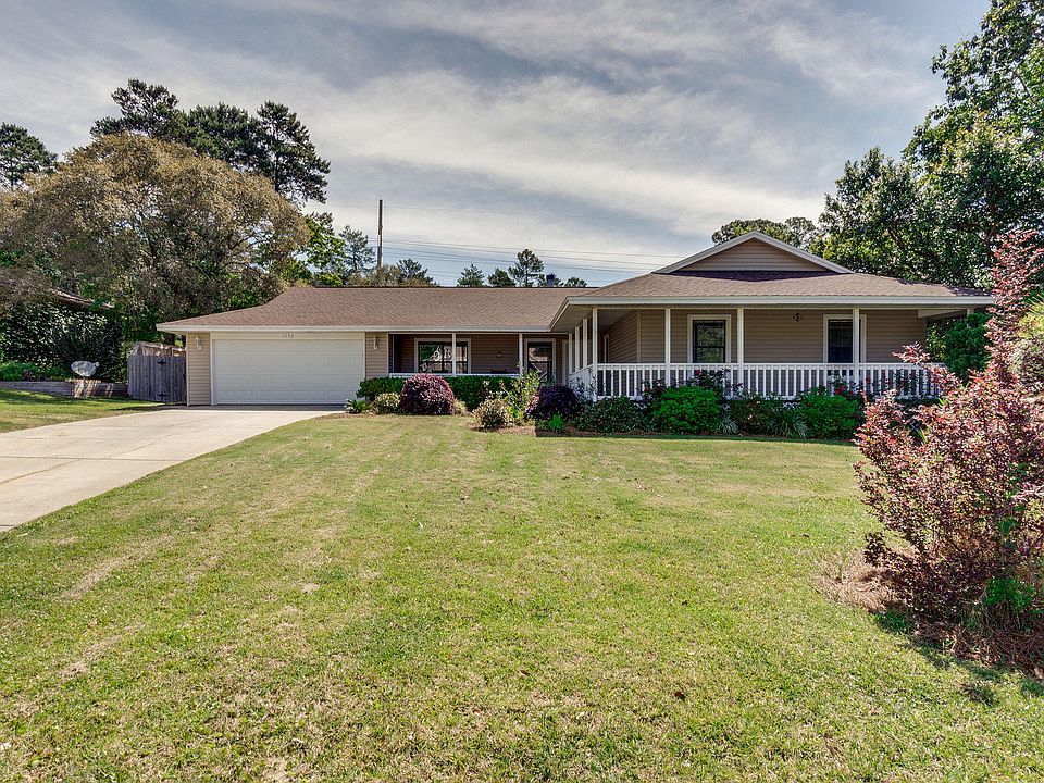 1st image of 1132 Sandalwood Cir