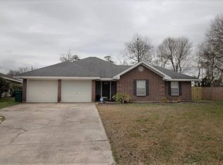 521 Arbor Ln, Sulphur, LA 70663