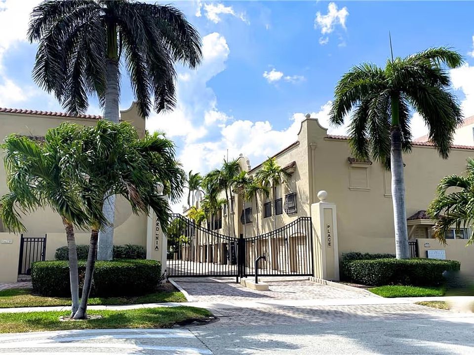 1st image of 4619 Poinciana St APT 2A