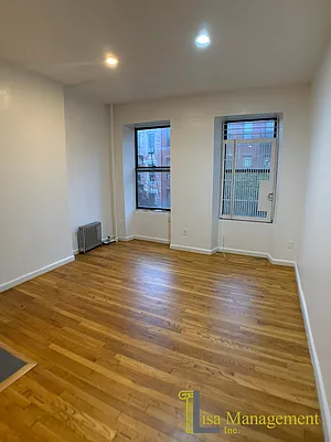 Rented by Lisa Management Inc | media 19