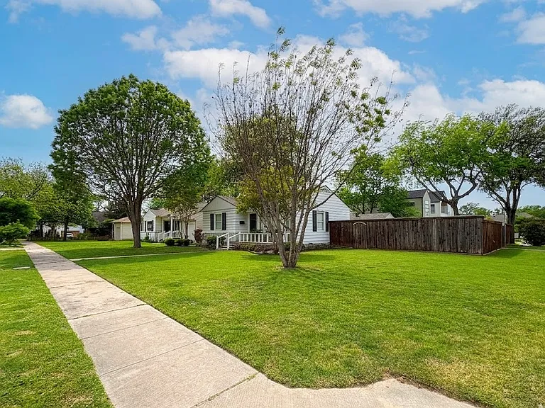 9919 Dresden Dr — Photo 3