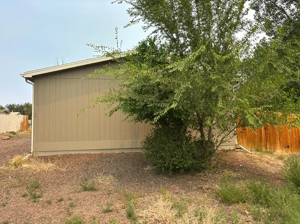 235 E Cellini Dr, Pueblo West, CO 81007