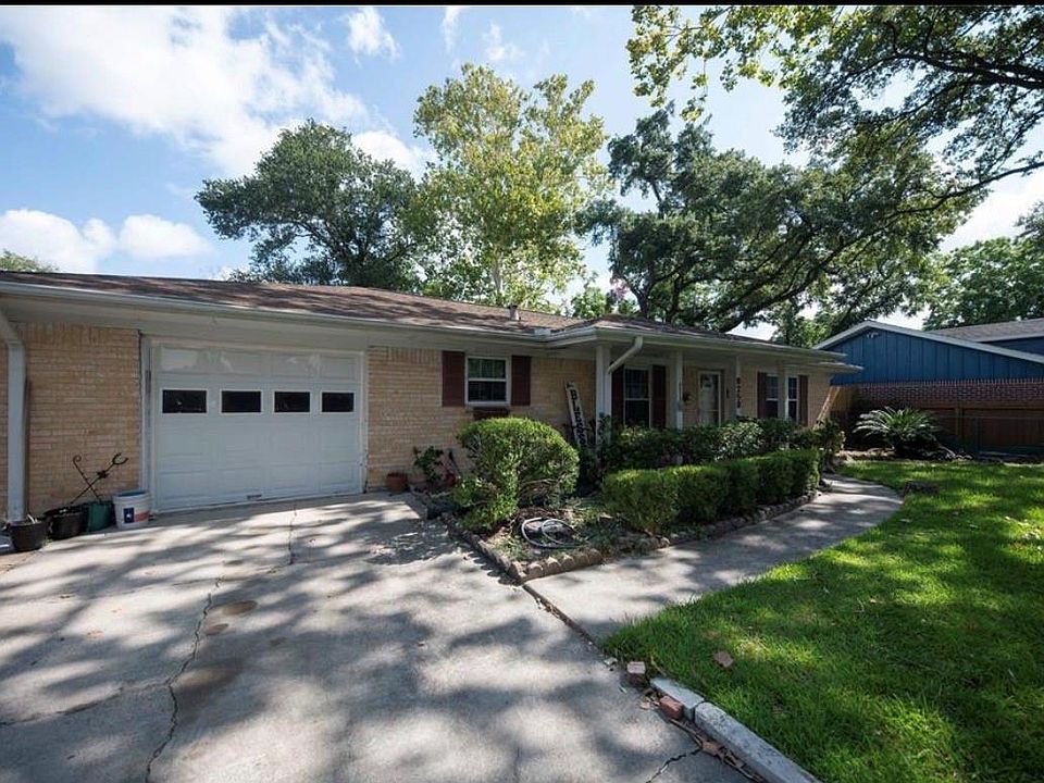 1st image of 9258 Colleen Rd