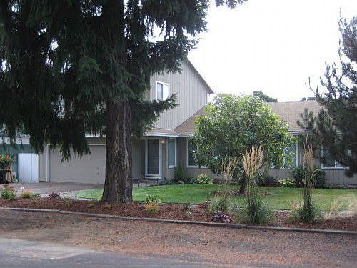 2nd image of 4154 NE Brogden St
