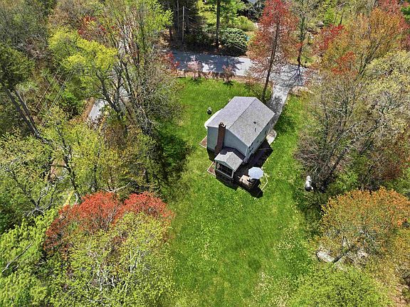 2nd image of 2 Griffith Drive