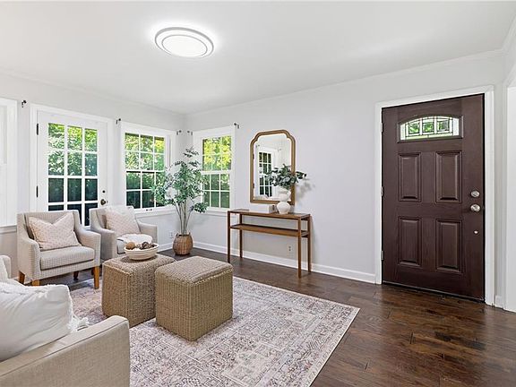 3rd image of 3005 W 50th Ter