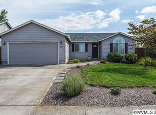 121 N 11th St, Jefferson, OR 97352