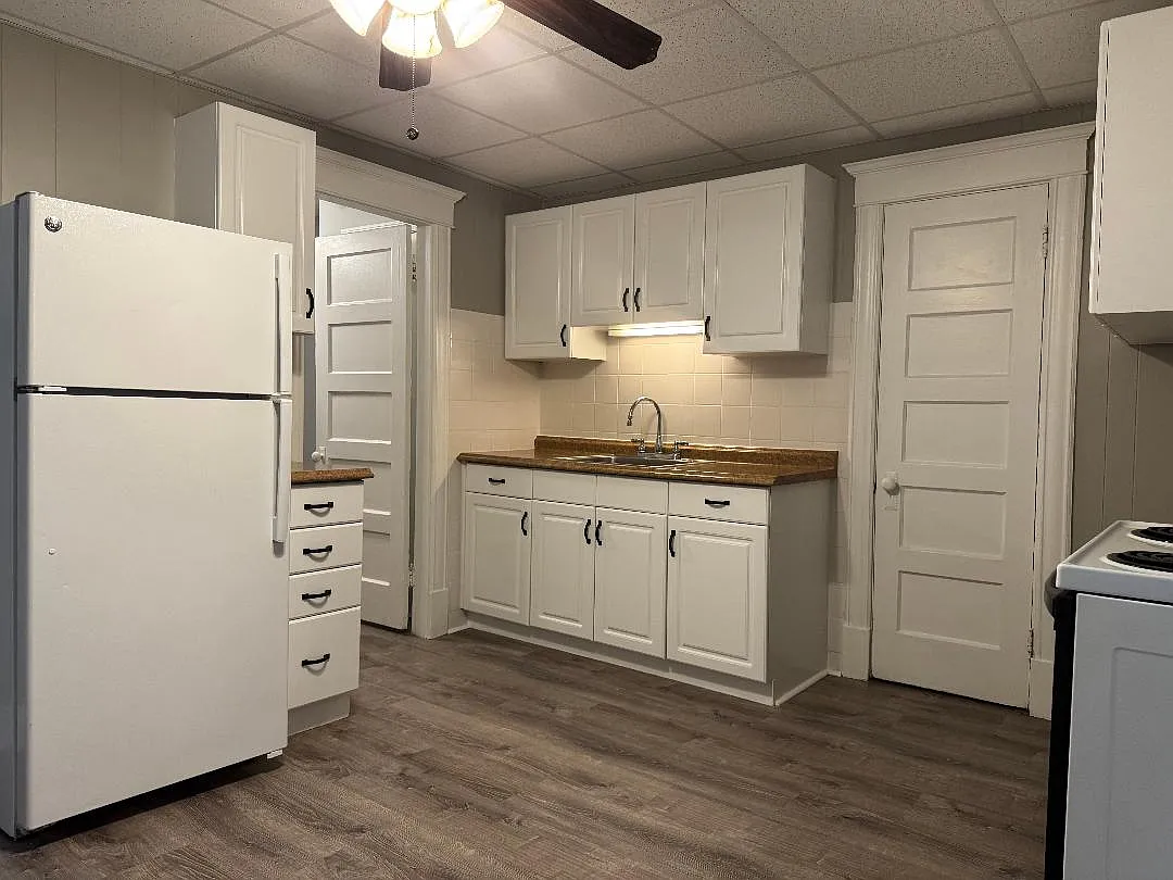 2 bed, 750 sqft, $1,400 — Photo 1