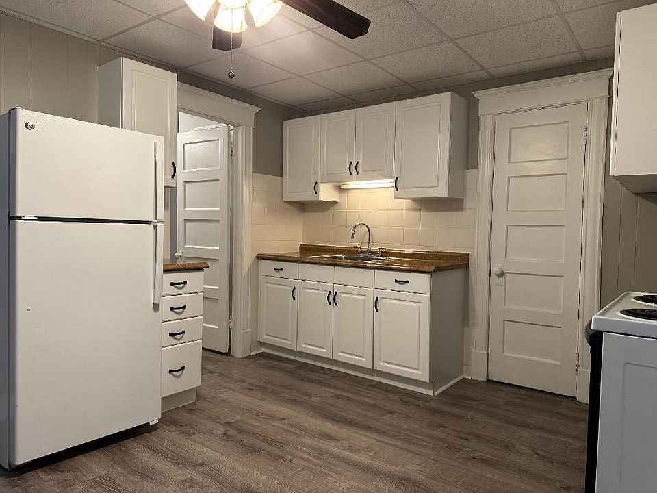 1st image of 715 Grattan St #3