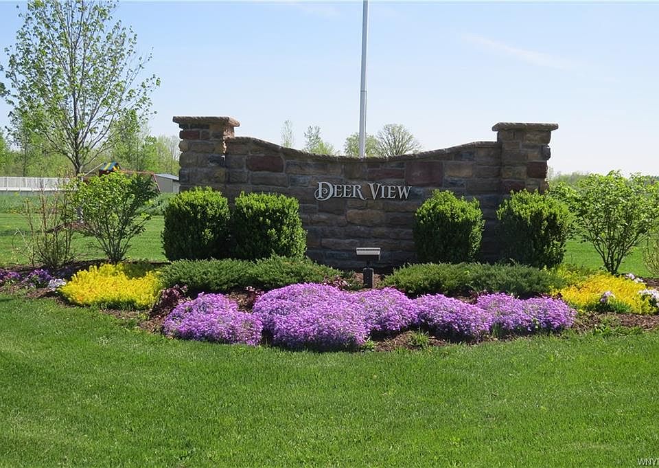 2nd image of 6 Deerview Dr