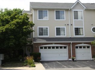 211 E Parallel St #3A, Palatine, IL 60067
