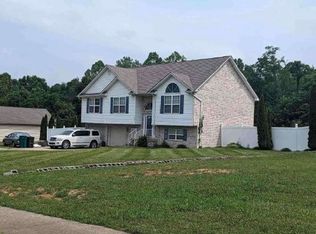 639 Battle Training Rd, Elizabethtown, KY 42701