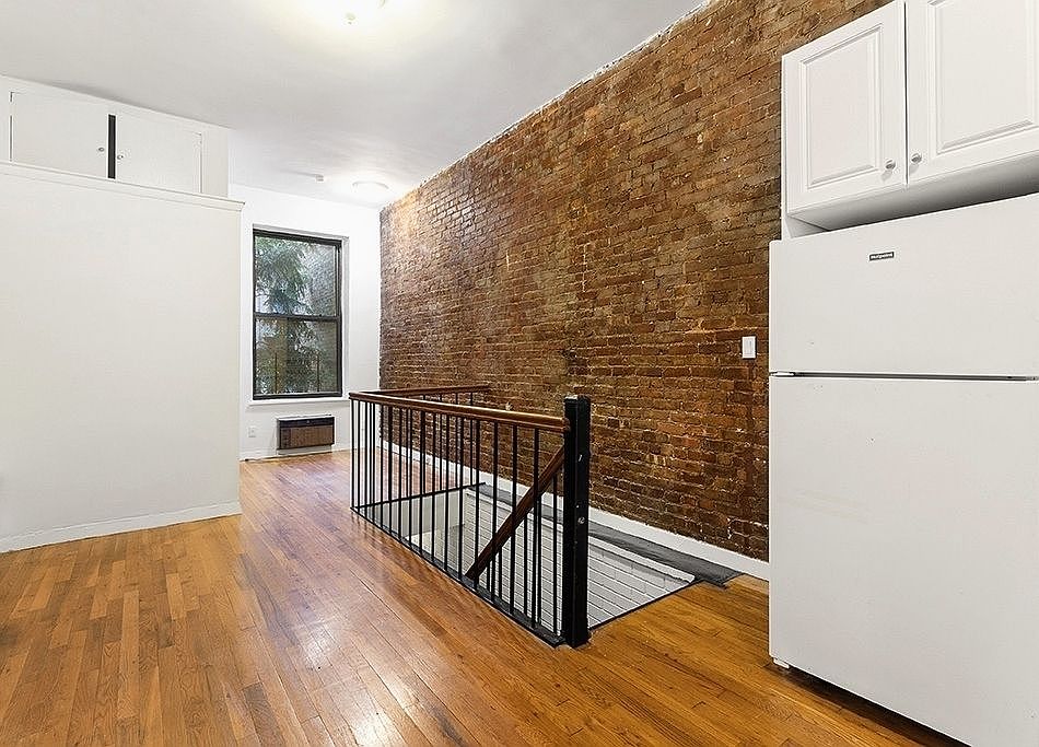 1st image of 510 E 82nd St APT D
