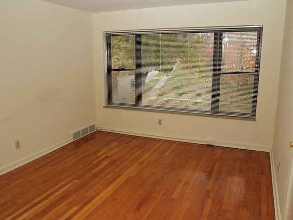3rd image of 1155 Claytonia Ter APT 2N